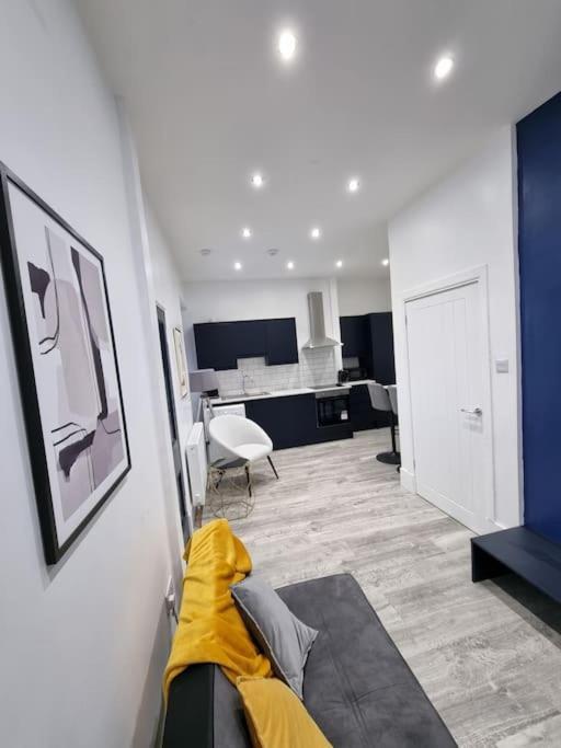 Doll Apartment Монтроз Экстерьер фото